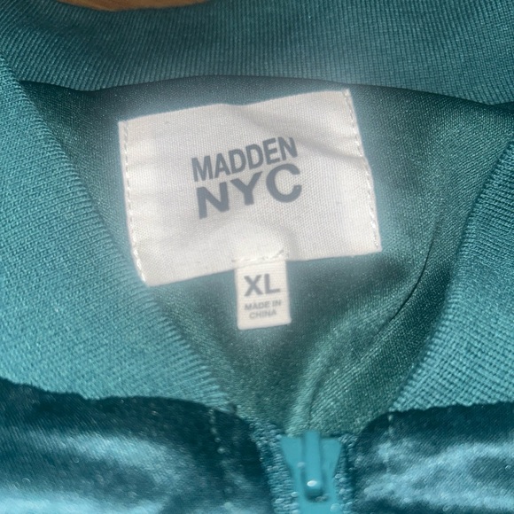 MADDEN NYC SATIN GREEN OUTFIT XL - Picture 6 of 9